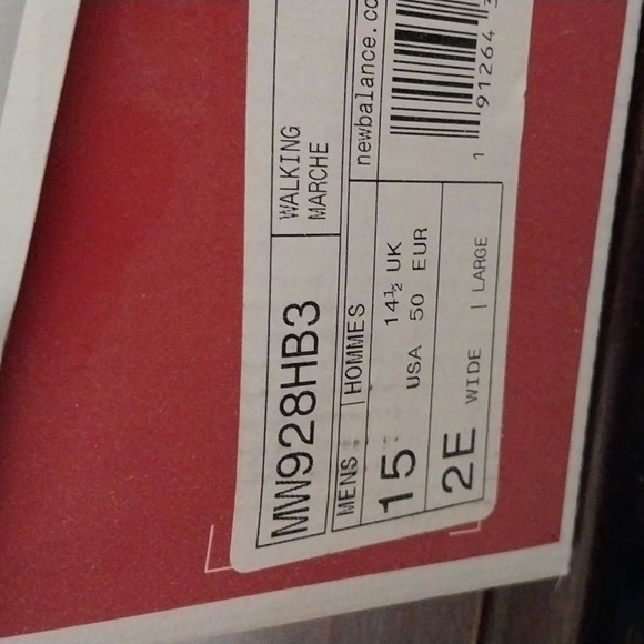 Men's new balance walking sneaker ๐ size 15 wide 2 EE - Picture 2 of 6